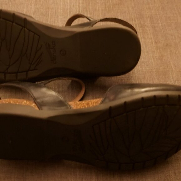 Dansko "Rowan Waxy," burnished black, women's size 42/US 11 - Picture 7 of 8